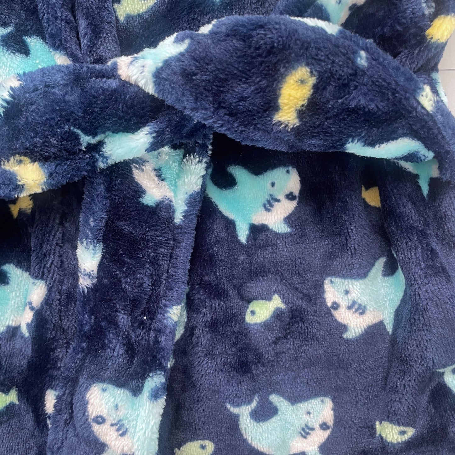 Bata de Baño Infantil con Capucha - Estampado de Tiburones (0 a 6 meses)